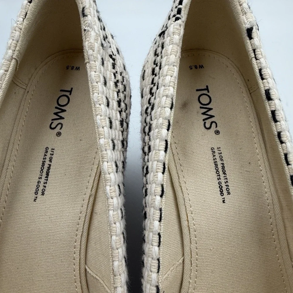 TOMS Women's 8.5‎ Espadrille Wedge Shoes Cream Black Stripe Peep Toe Woven Style